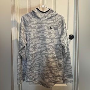 Men’s Gray & White Nike Dri-Fit Cowl Neck Long-Sleeve Hoodie size Small Used